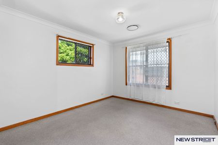 28 Josephson Street, Swansea NSW 2281 - House For Rent | Domain - Photo 2