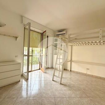 Monolocale in affitto - Photo 2