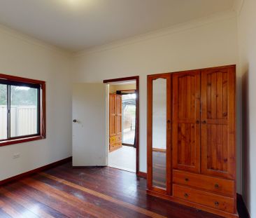 8 Park Street, Belmont North NSW 2280 - Photo 5