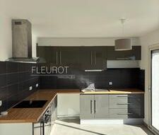 Location Appartement 3 pièces 61m² LA CIOTAT 13600 - Photo 4