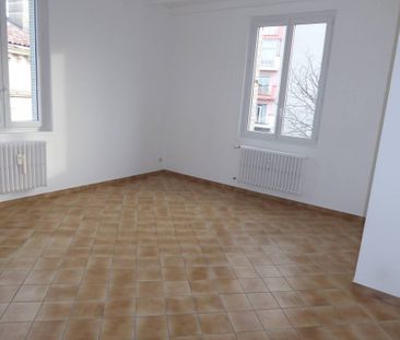 Location appartement 2 pièces 37 m² à Aubenas (07200) - Photo 3