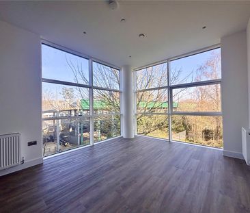 Roop House, Fleet, Hampshire, GU51 - Photo 1