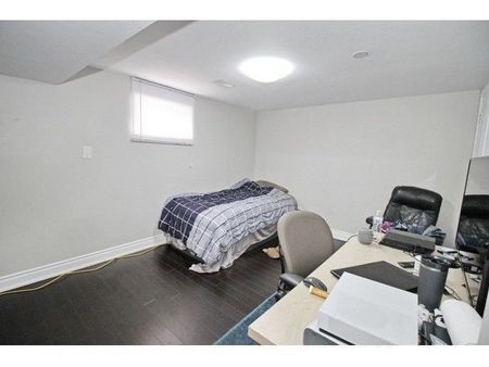 For Lease - 92 Kingsmere Crescent Unit# (Main), Brampton, Ontario - Photo 5