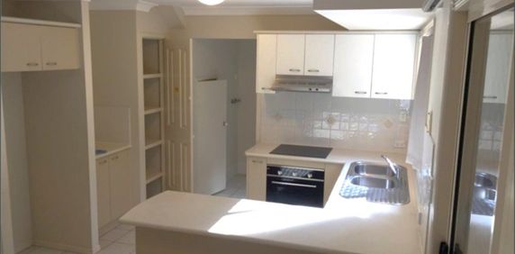 GREAT LOCATION, QUIET, GATED AND BIG BACKYARD & CLOSE TO ALL AMENITIES - Photo 2