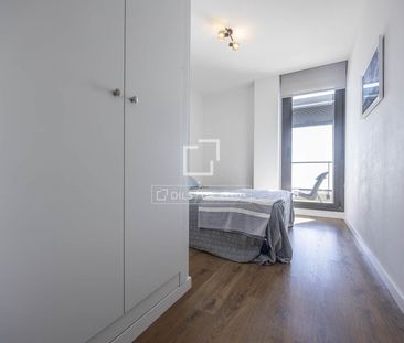 Excellent 3 Bedroom penthouse with 70m² terrace for rent in Ciudad ... - Photo 6