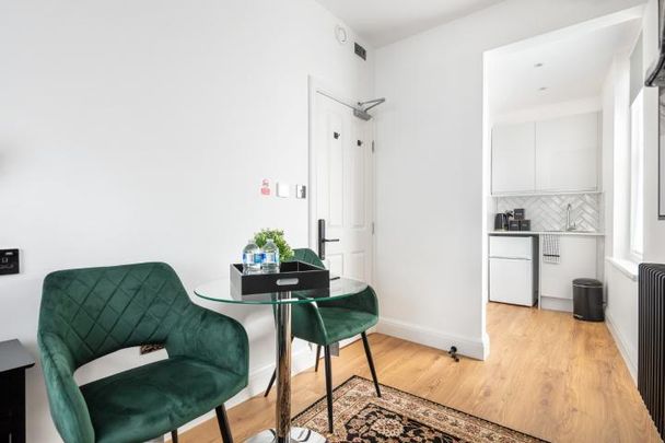 ** Inclusive of council tax, gas, electricity, water, internet and Netflix** - Photo 1