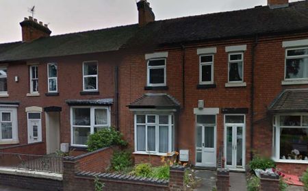 6 bed house-share with 2 shared bathrooms Room 1 - Photo 3