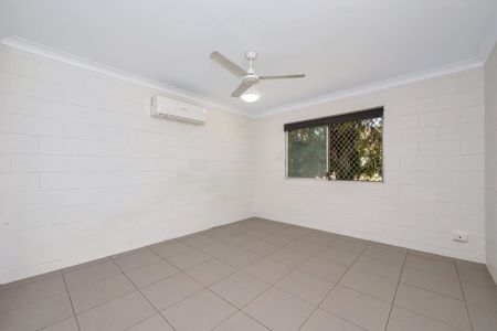 2/68 Coates Street, Mount Louisa, Mount Louisa. - Photo 5