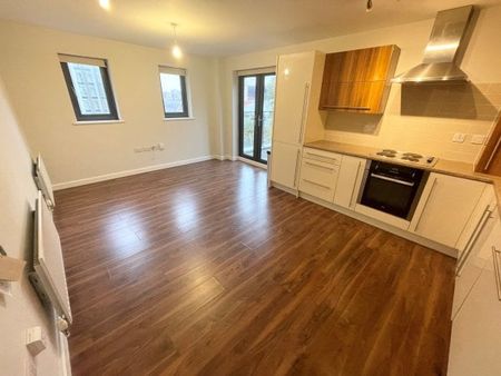 Southbank Court, Nottingham, NG2 - Photo 4