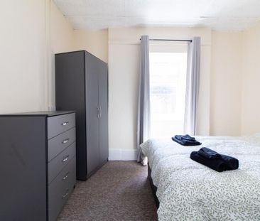 Brookvale Road,Southampton - Photo 1