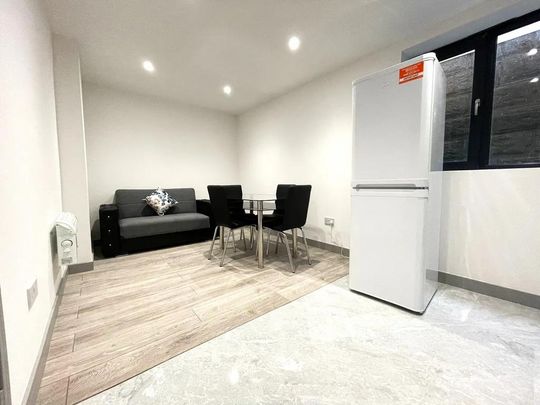 3 bedroom ground floor maisonette to rent - Photo 1
