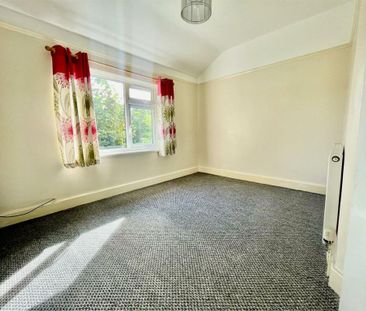 3 Bedroom Semi-Detached House in Preston - Photo 3