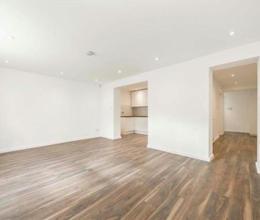 New Cross Road, SE14, London - Photo 1