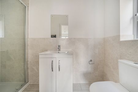 Upton Hall Crescent - Photo 2