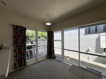 69 Aikmans Road, Merivale Christchurch - Photo 3