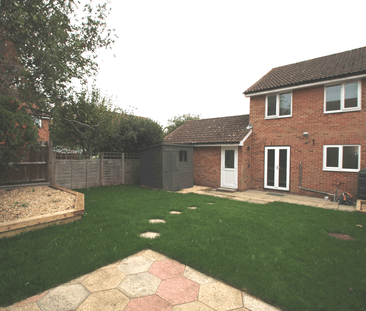 3 bedroom detached house to rent - Photo 5