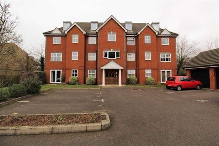 Vale Farm Road, Woking, GU21 - Photo 4