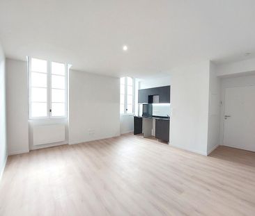 location Appartement T2 DE 40.1m² À AGEN - Photo 4