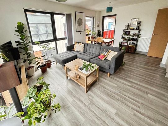 2 bedroom apartment to rent - Photo 1