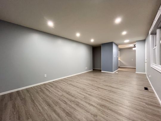 Warm And Welcoming 3 Bedroom Family Home In Woodhaven With Double Garage - Photo 1