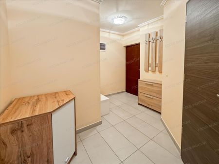 Kiadó újszerű állapotú lakás - Kecskemét - Fotó 3