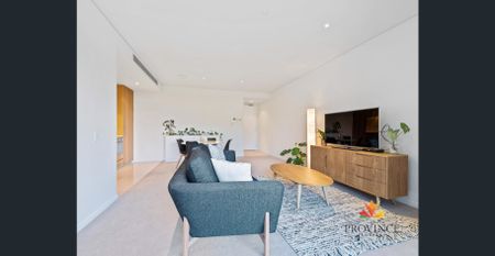 ELEGANT & SOPHISTICATED - Large 1 Bedroom Q3 Apartment – WITH CAR BAY! - Photo 2