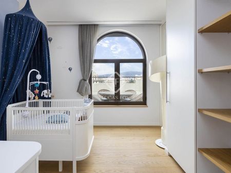 Barcelona, Catalonia 08002 - Photo 3