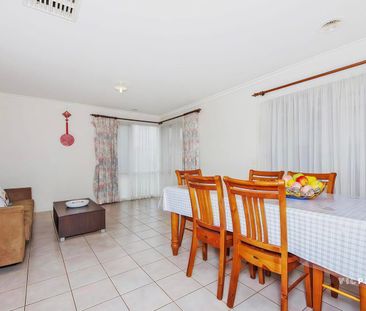 WONDERFUL HOME SURROUNDED BY CONVENIENCE! - Photo 4
