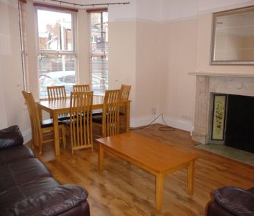 6 bedroom semi-detached house to rent - Photo 1