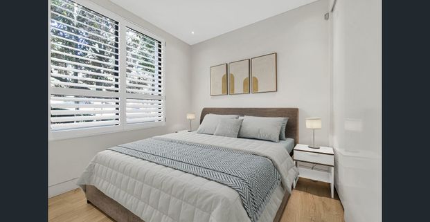 Sophisticated Three-Bedroom Townhouse in Secure Gated Complex - Photo 1