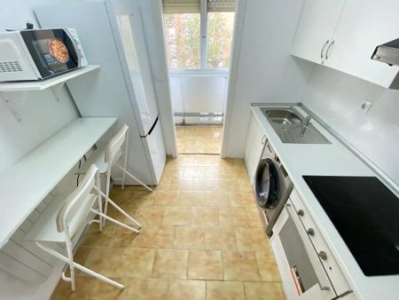 Calle de Orio, Madrid, Community of Madrid 28041 - Photo 4