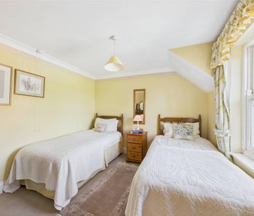 4 bedroom detached house to rent - Photo 6