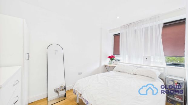 RM1 Westmead | Farnborough | GU14 7SG - Photo 1