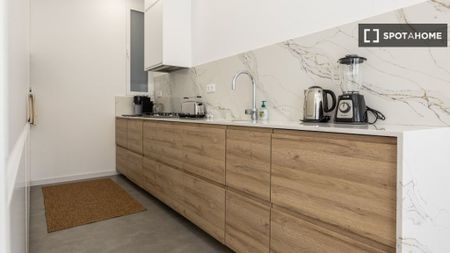 2 room luxury Flat for rent in Valencia, Spain - Photo 3