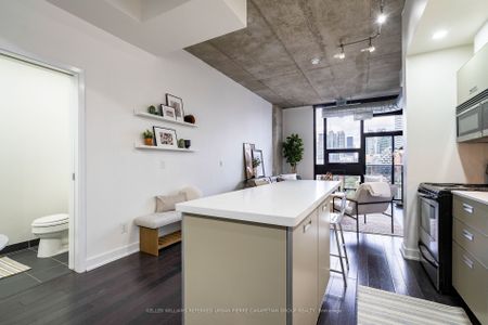 For Lease - 60 Bathurst Street Unit# PH 1008, Toronto, Ontario - Photo 2