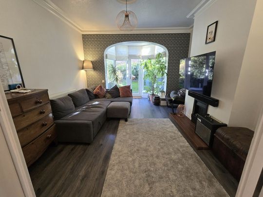 Terraced House to rent on - Photo 1