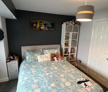 17 Magheramenagh Gardens, Portrush, BT56 8SU - Photo 3