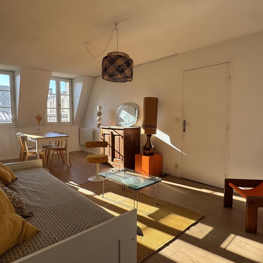 Location Appartement 2 pièces 46m² BORDEAUX 33000 - Photo 1
