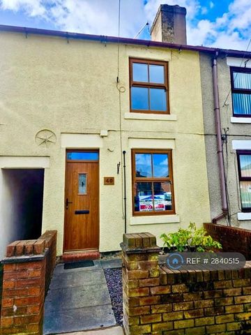2 bedroom terraced house to rent - Photo 3
