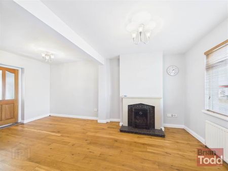 Old Glenarm Road, Larne, BT40 1NQ - Photo 2