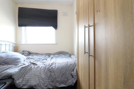 Bluebell Road, Southampton - Photo 4