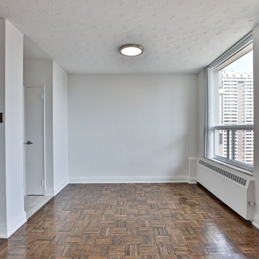 2 Bedrooms - Photo 1