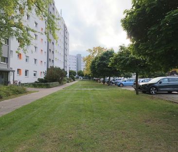 Mit Blick über die Gropiusstadt - Photo 3