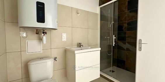 Location Appartement 1 pièces 27 m2 à Lodève - Photo 3