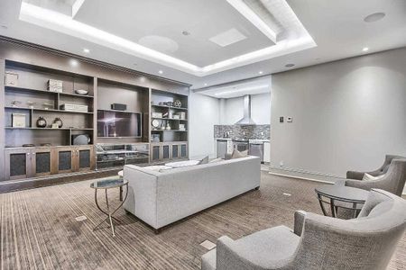 For Lease - 111 Civic Square Gate Unit# 215, Aurora, Ontario - Photo 3