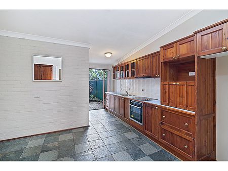 A Place To Call Home - Perfectly Located - Photo 5