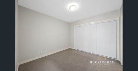 Apartment in the Heart of Montmorency - Photo 2