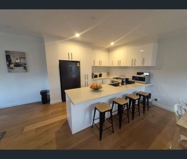 2/6 Wesley Cl, Skye, Vic 3977 - Photo 4