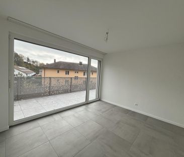 2190 - n°32 - Appartement de 3.5 pièces en attique au 3ème étage - Photo 1