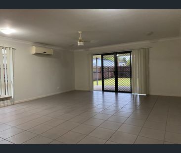 16 Schooner Avenue, Shoal Point, Qld 4750 - Photo 4